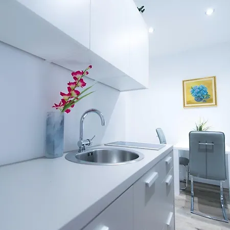 Lejlighed Apartma & Free Parking *